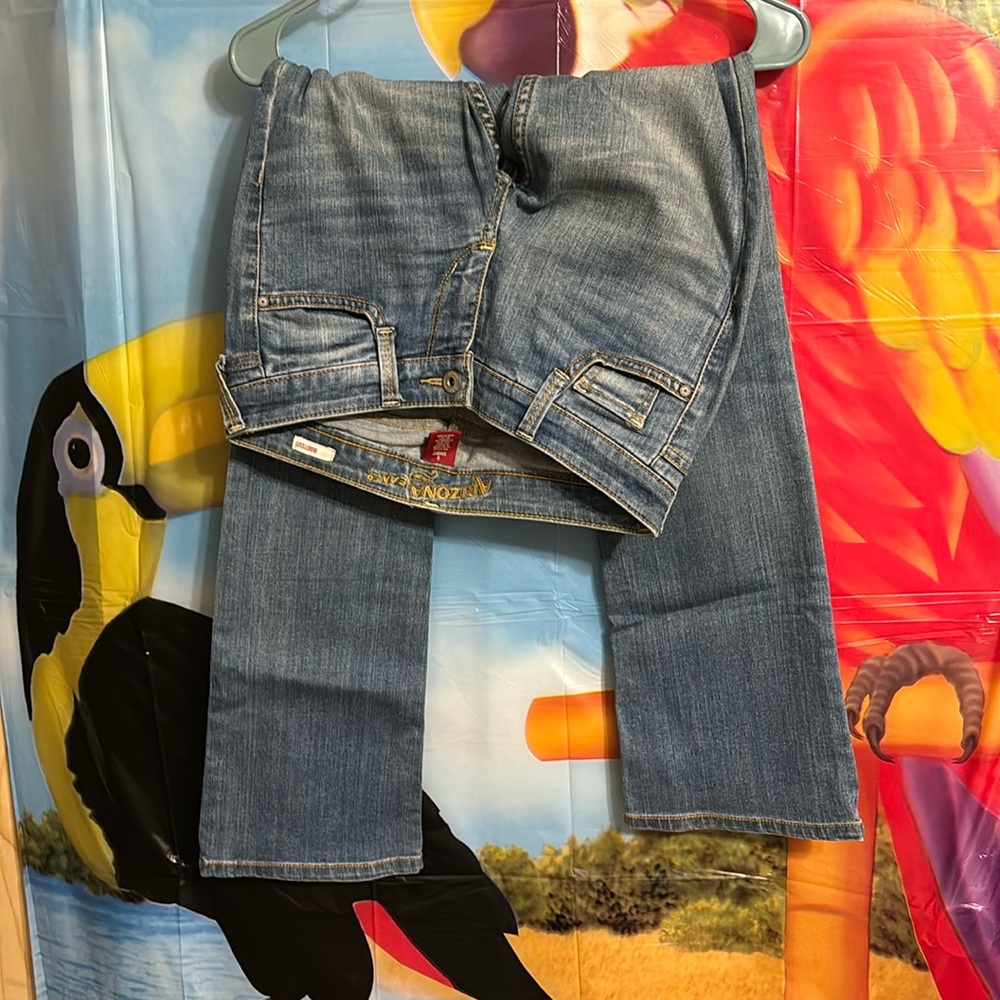 EUC Arizona Jeans